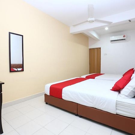 Oyo 89452 Best Eastern Hotel Κότα Μπάρου Εξωτερικό φωτογραφία