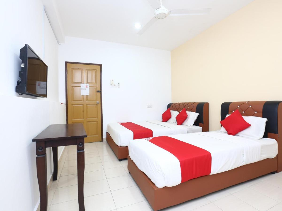 Oyo 89452 Best Eastern Hotel Κότα Μπάρου Εξωτερικό φωτογραφία