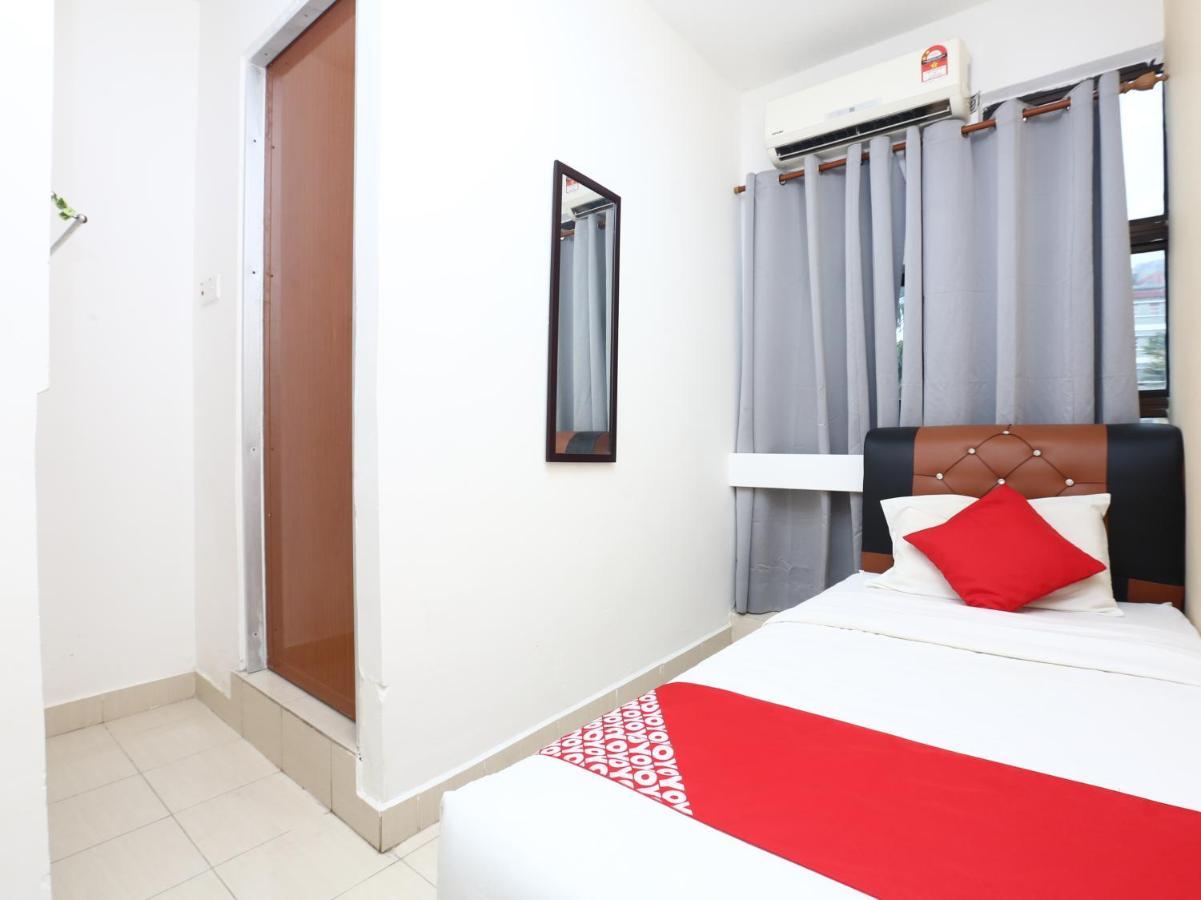 Oyo 89452 Best Eastern Hotel Κότα Μπάρου Εξωτερικό φωτογραφία